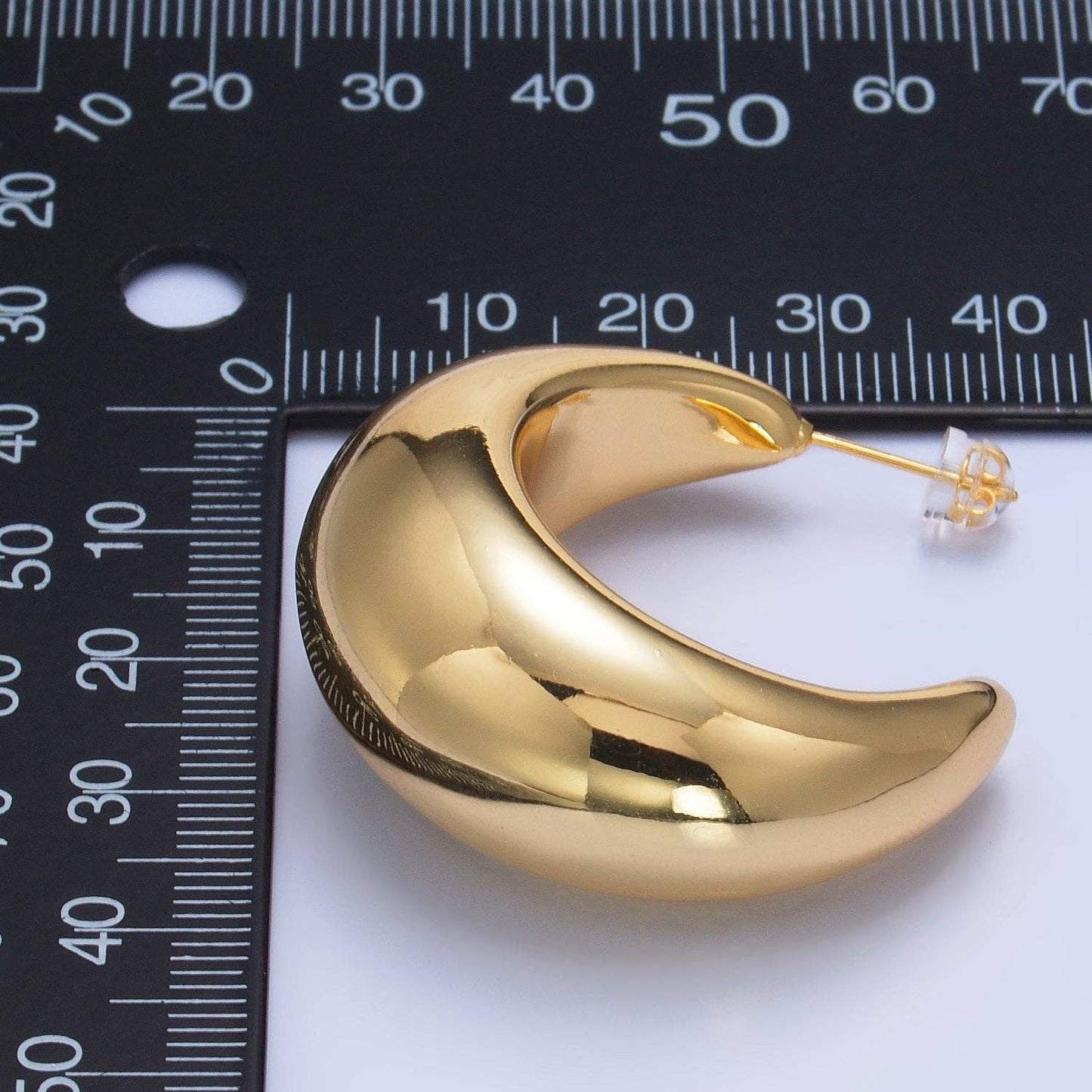 Gold Classic Gold Hammered Posts Earring